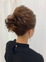 アリー(ALLIE´)&nbsp;〇お呼ばれキレイめアップ【BEAUTY SALON ALLIE´】