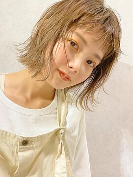 ディッセンバー 神宮前(December) ボブ/ダブルカラー/ベージュカラー