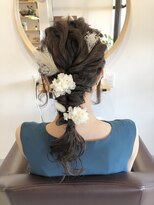 ヘアーサロン 銀 編みおろしスタイル♪