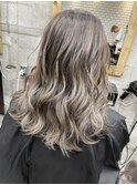 グレーベージュニュアンスカラーアッシュミルクティー