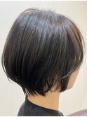 ショートボブ
