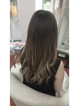 エクステアンドカラー ティアラ(teara) ブリーチなしでエクステでグラデーションヘア！
