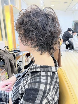 モリオ フロム ロンドン 成増店 【morio成増 セリザワ】ウルフショート くりくりパーマ