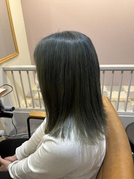 スーリール 伊都店(Sourire) カーキ/グレージュ/ブリーチ