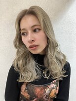 バズ(BUZZ)&nbsp;【エレガント×イエベ春】ハイトーンベージュ