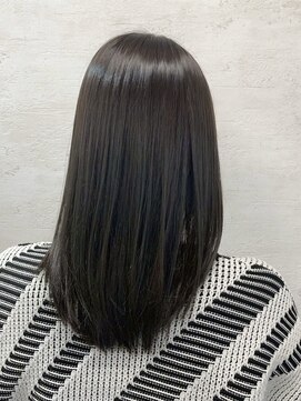 アンジェリカ(Angelica Total Beauty Lifestyle Design) 色持ち◎ 透明感 ツヤ カラー