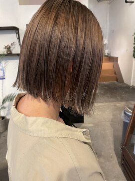 ムード マグ レーベル 南松本(MOOD Mag Label) 切りっぱなし大人ボブミルクティーベージュ20代30代