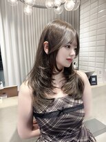 リリー(Lilley)&nbsp;天神/博多/韓国ヘア/ヨシンモリ/レイヤーカット
