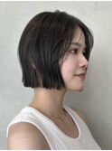 顔周りレイヤーカットグレージュカラーくびれボブショートカット