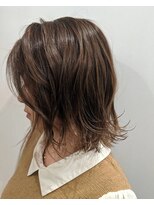 プルースラウンジ(Plus Lounge) 外ハネボブ鎖骨ミディアムくびれボブ30代40代50代