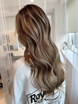 カラ ヘアーサロン(Kala Hair Salon) ハイライトバレイヤージュダブルカラーケアブリーチ20代30代40代