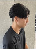 メンズナチュラルセンターパートフェーザーショートパーマ
