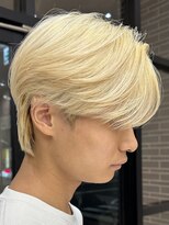 カルム(kalm)&nbsp;メンズセンターパートウルフセンターパートニュアンスパーマ襟足