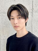 アル あびこ(aru.)&nbsp;清潔感No.1。大人のセンターパートショート