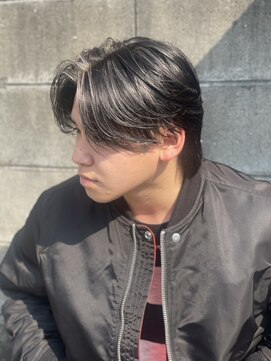 クロム(CHROM) 【色が落ちてもカッコイイ★】センターパート×ハイライト