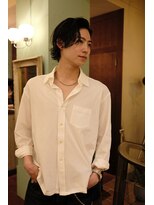 ランプ 代官山(the lamp)&nbsp;大人ストリートスタイルメンズセンターパートニュアンスパーマ