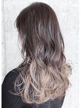 レニーバイエース(LANY by ACE) 【LANY 横浜】フェミニンロング×グラデーショングレージュ