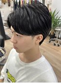 センターパートニュアンスパーマメンズカット刈り上げマッシュ