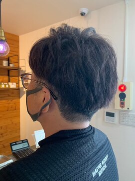 ビスクヘアデザイン(bisq hair design) メンズカット/刈り上げ/ツーブロック/ニュアンスパーマ/眉カット