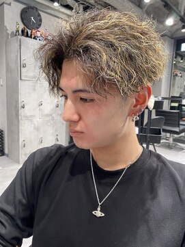 ネクストネオ 静岡(NEXT NEO) NEXT NEO【櫻田】多めハイライト 強めツイストスパイラルパーマ