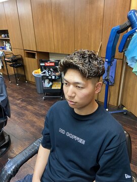 ありとみ ワンカールパーマ