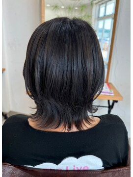 エミュー 笠間店(emu) 透明感たっぷり！暗髪くびれボブ