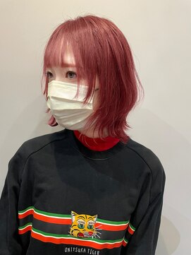 ティック 福井鯖江店(tic.) レッドカラー/ショートヘア/くびれヘア