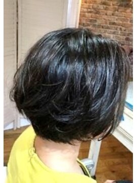 マリーチ サーカス(marichi circus) ラフカールショートボブ/ダークグレイブラウン