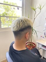 エルベ  茨大前店(elve)&nbsp;白×黒　フェードスタイル