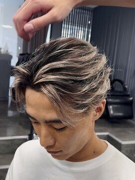 キングオブヘア バイ ノイズ 梅田茶屋町店(KING of hair by NOISM) メンズバレイヤージュカラーハイライトカラーセンターパート
