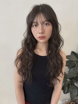 イル(ill)&nbsp;アッシュ　アッシュベージュ　ロング　透明感　大須