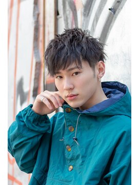 フィックスヘアー なんば(FIX-hair) 束感マッシュ