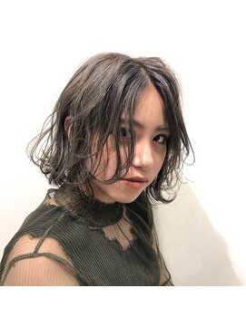 ヒアカアヴェダ 天神VIORO (Heaka AVEDA) 空気感をたっぷりはらんだボブ【20代/30代/40代/髪質改善】