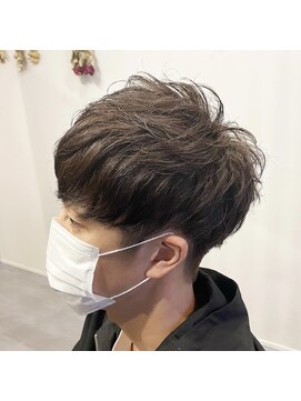 エテルノ ルーチェ ドゥエ(eterno luce due) ツーブロメンズカット(矢巾)