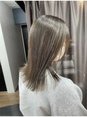 カーキグレージュ
