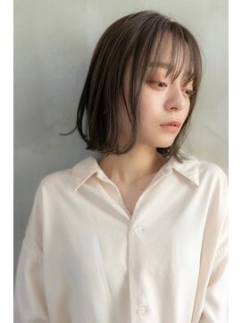 ドットハリス(.Hallis) 大人かわいい/小顔/ミディアムレイヤー/20代30代40代