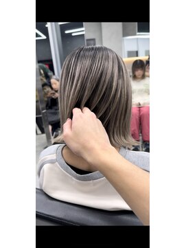 エイル 茶屋町(Eir) バレイヤージュ