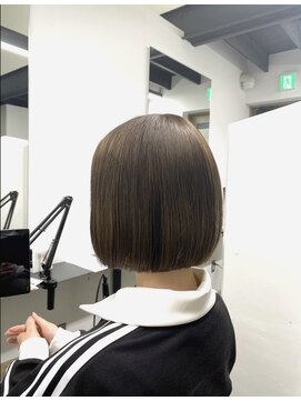 イレス 札幌円山店(IRESU) 切りっぱなしボブ/エアリーロング/美髪/ピンクブラウン/ショート