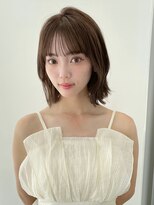 大人ボブ前下がり小顔カットベージュカラー20代