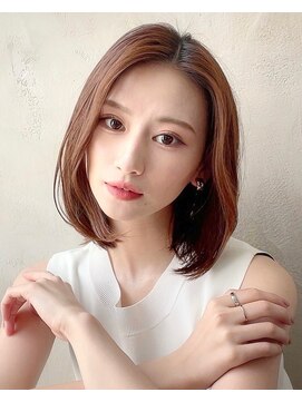 アフロート ルヴア(AFLOAT RUVUA) 20代30代40代大人かわいいレイヤーボブ