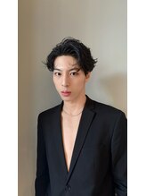 額を出したツイストスパイラル.＊(メンズパーマ/メンズサロン/センターパート)