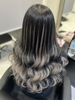 ヘアーデザイン ジェルム(Hair Design germe)&nbsp;地毛の長さを活かしたバレイヤージュ風 / YUDU