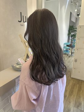 ジュエ ヘアー デザイン(Jue hair design) 透明感たっぷりオリーブグレージュ/ロング/ゆるふわ/知立
