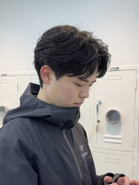 フィフス 栄(fifth) 無造作ニュアンスパーマセンターパートツーブロックメンズパーマ