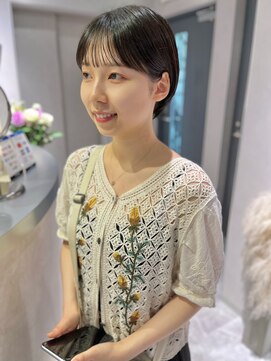 リアン バイ キートス(Lien by kiitos) ○流れる顔まわり耳かけコンパクトショート黒髪マッシュ10代20代