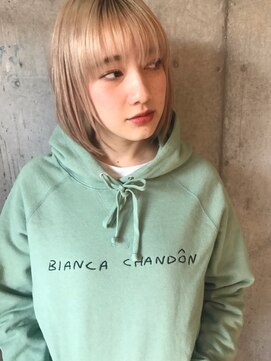 切りっぱなしボブ　ハイトーン