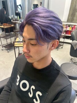 メンズサロン キング 高槻店(Men’s salon K!ng) フェザーショートアップバングセンターパートメンズハイライト