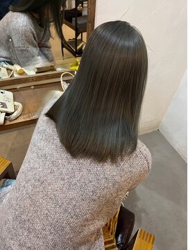 リーシュ(LEASH) オリーブグレージュ