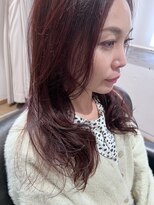 アーカイブ(archive) 大人のレイヤーカットにレッド系ブラウンで艶感を archive垂水