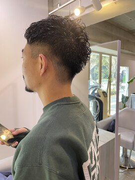 ユリーカ(eureca) メンズスパイラルパーマ